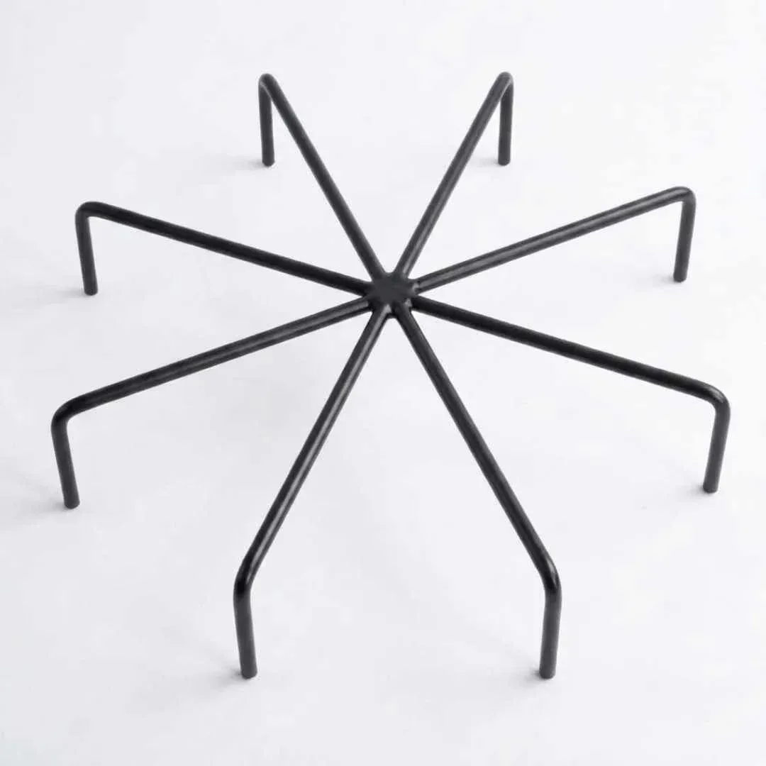 una araña de fierro pintado para altas temperaturas para ahumador. · cb-16-10 · Reino Parrilla